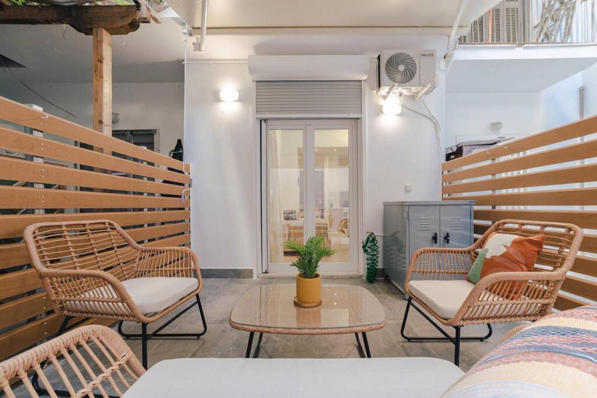 Small And Cozy Studio Athens Exterior photo