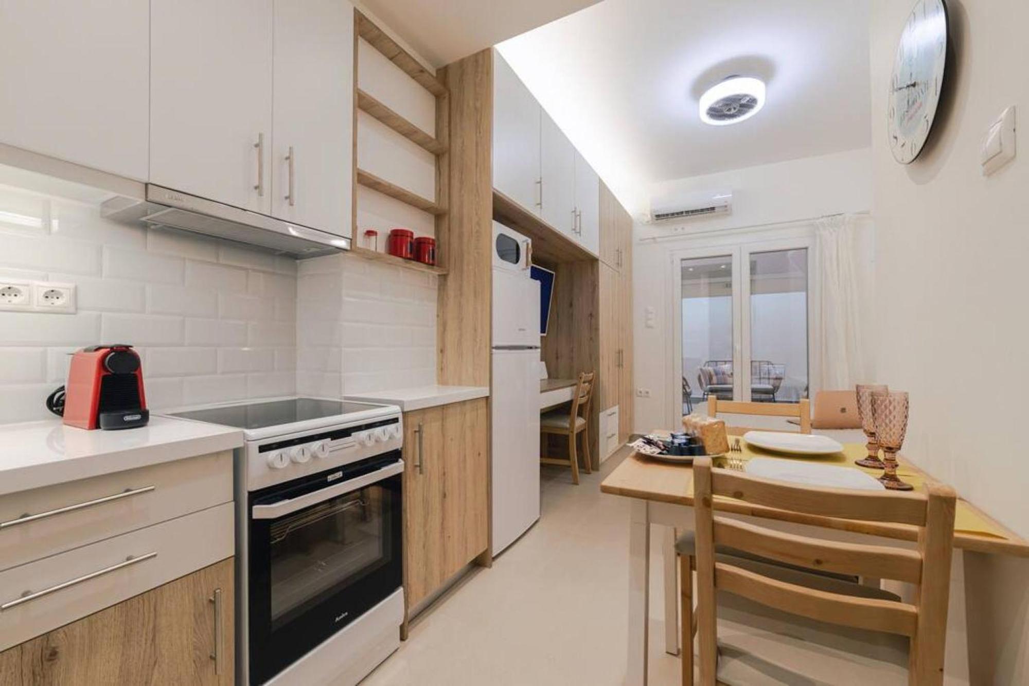 Small And Cozy Studio Athens Exterior photo